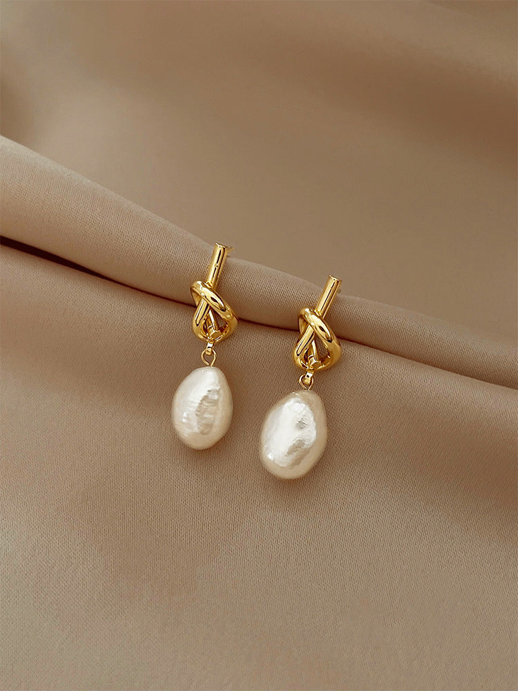 Knotty Pearl Drops