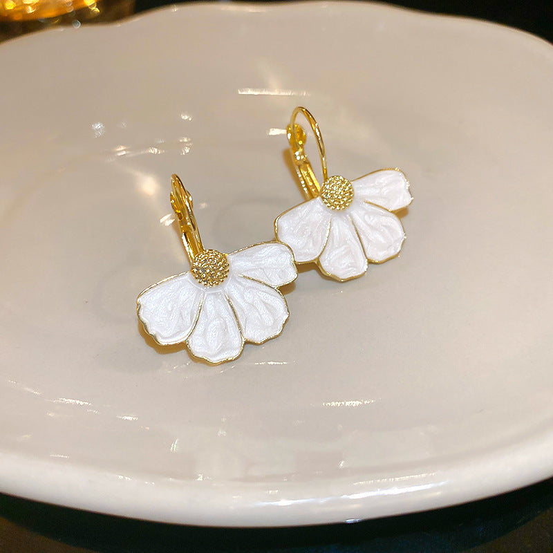 Snow Daisy Drops
