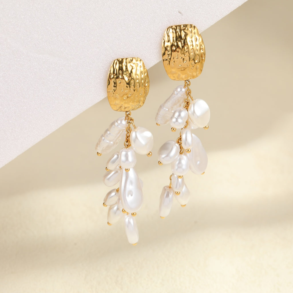 Drift Pearl Earrings
