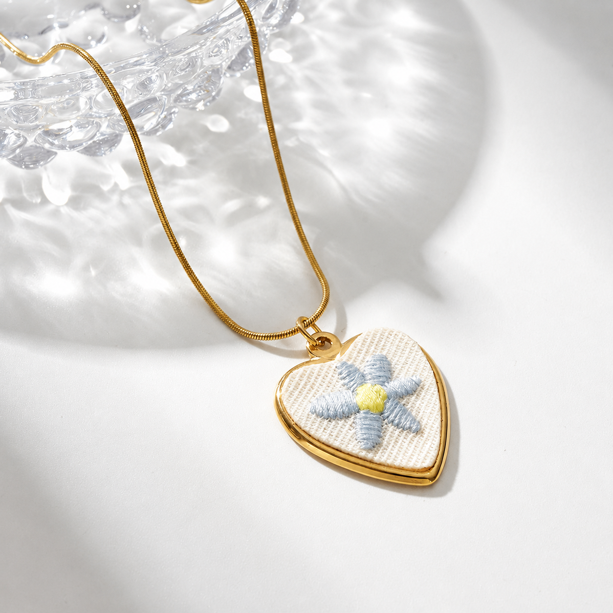 Daisy Daydream Necklace