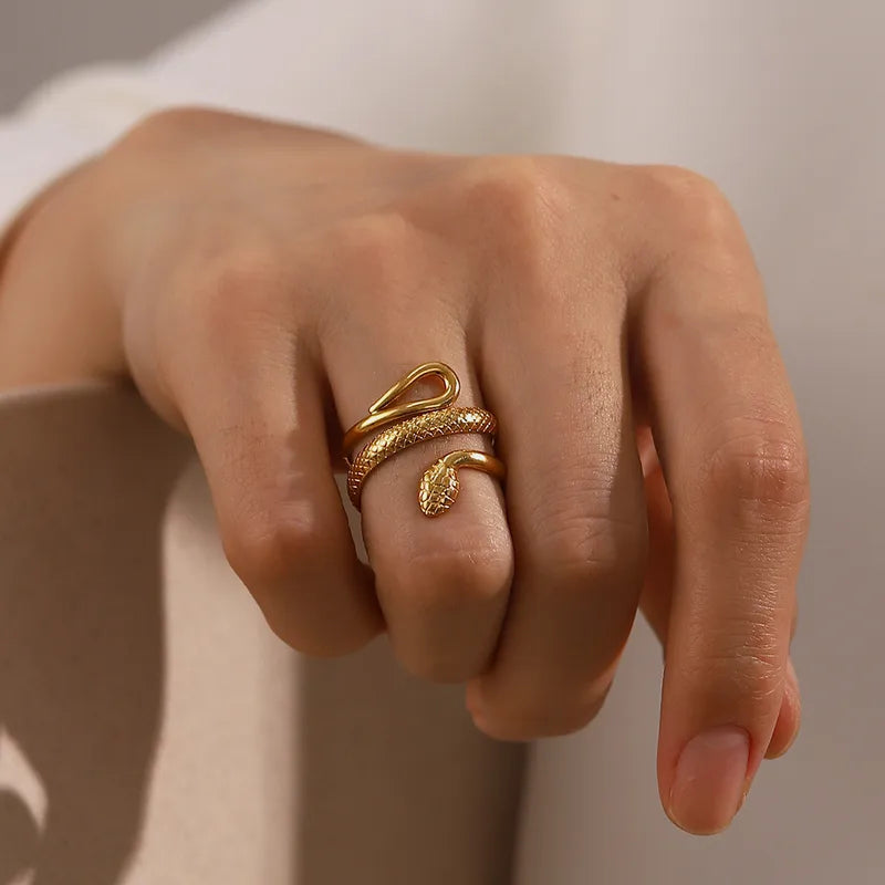 Hiss Ring