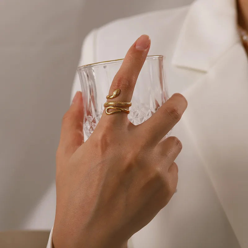 Hiss Ring